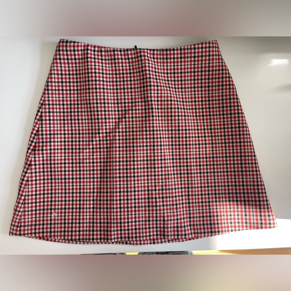 Aritzia Wilfred Red Plaid Mini Skirt, Size 2